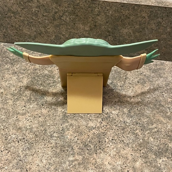 Baby yoda phone holder - Picture 5 of 5
